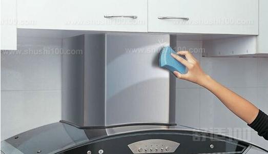 油烟机吱吱响怎么修？可能是螺丝松了